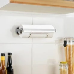 Wenko Dérouleur Pour Essuie-tout Astrea 15 Wenko Dérouleur Pour Essuie-tout Astrea -Umbraen Boutique 1000287235 210827 13305500698 MOOD DETAILS P000000001000287235 mood