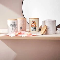 Boîte Boops QUEEN IT -Umbraen Boutique 1000338710 220414 021 MOOD DETAILS P000000001000338710 mood