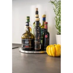 Wenko Plateau Uno -Umbraen Boutique 1000339032 220304 021 MOOD DETAILS P000000001000339032 mood