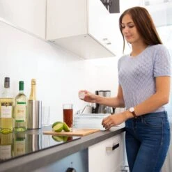 Bac à Glaçons Refermable Avec 4 Moules -Umbraen Boutique 18e1e7699a514eae938f12305d8a3dc9