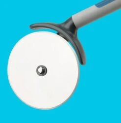 Roulette à Pizza Géante -Umbraen Boutique 21d78feff7dc41cf8968a404eb5248d0.cropped 314 307 585 593.processed