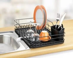 Wenko Égouttoir Avec Tapis Silicone -Umbraen Boutique 3d5338c25b1b4f96aba56f55d2af5aac