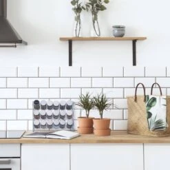 Étagère Avec 18 Pots à épices -Umbraen Boutique 49e2c0e7ad944caaa2803ce9f3383982