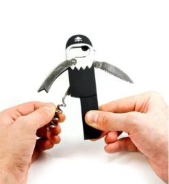 Tire-bouchon Pirate -Umbraen Boutique 51fd0a14f197454aaa939a6a869f59e2.cropped 109 24 793 863.processed