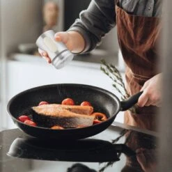 Saupoudreuse à épices XL Lot De 6 13 Saupoudreuse à épices XL Lot De 6 -Umbraen Boutique 66f61a24f0e74135a9492c5f93b4d70b