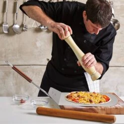 Pelle à Pizza XXL Avec Poignée En Bois -Umbraen Boutique 755af032f5ea4270b1e9d17a1a7edb5f