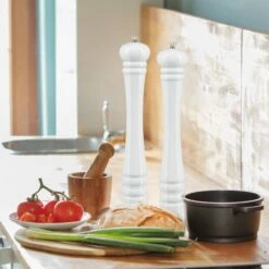 Lot De 2 Moulins à Poivre En Bois -Umbraen Boutique 830491fa2a894ecc87b15fd87010c8e0