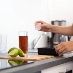 Bac à Glaçons 5 Cm En Lot De 3 12 Bac à Glaçons 5 Cm En Lot De 3 -Umbraen Boutique b3736ac136b84b24b861b7ad7169e0fa