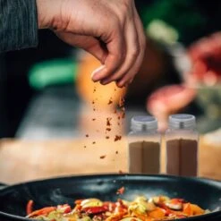 Lot De 36 Pots à épices -Umbraen Boutique cd108ea2c60149fa82fdaaaaaa20b9d0